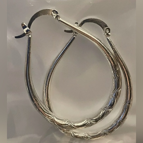 Silver teardrop hoops - Picture 2 of 5